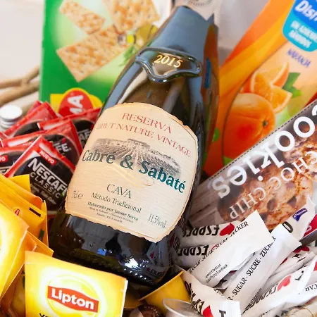 Luna Mar - Magnificent Sea Views - Private Pool - Hot Tub