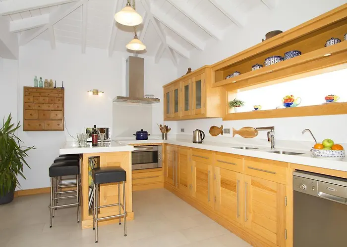 Luna Mar - Magnificent Sea Views - Private Pool - Hot Tub