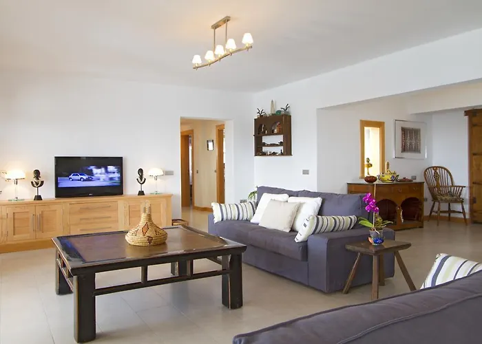 Villa Luna Mar - Magnificent Sea Views - Private Pool - Hot Tub